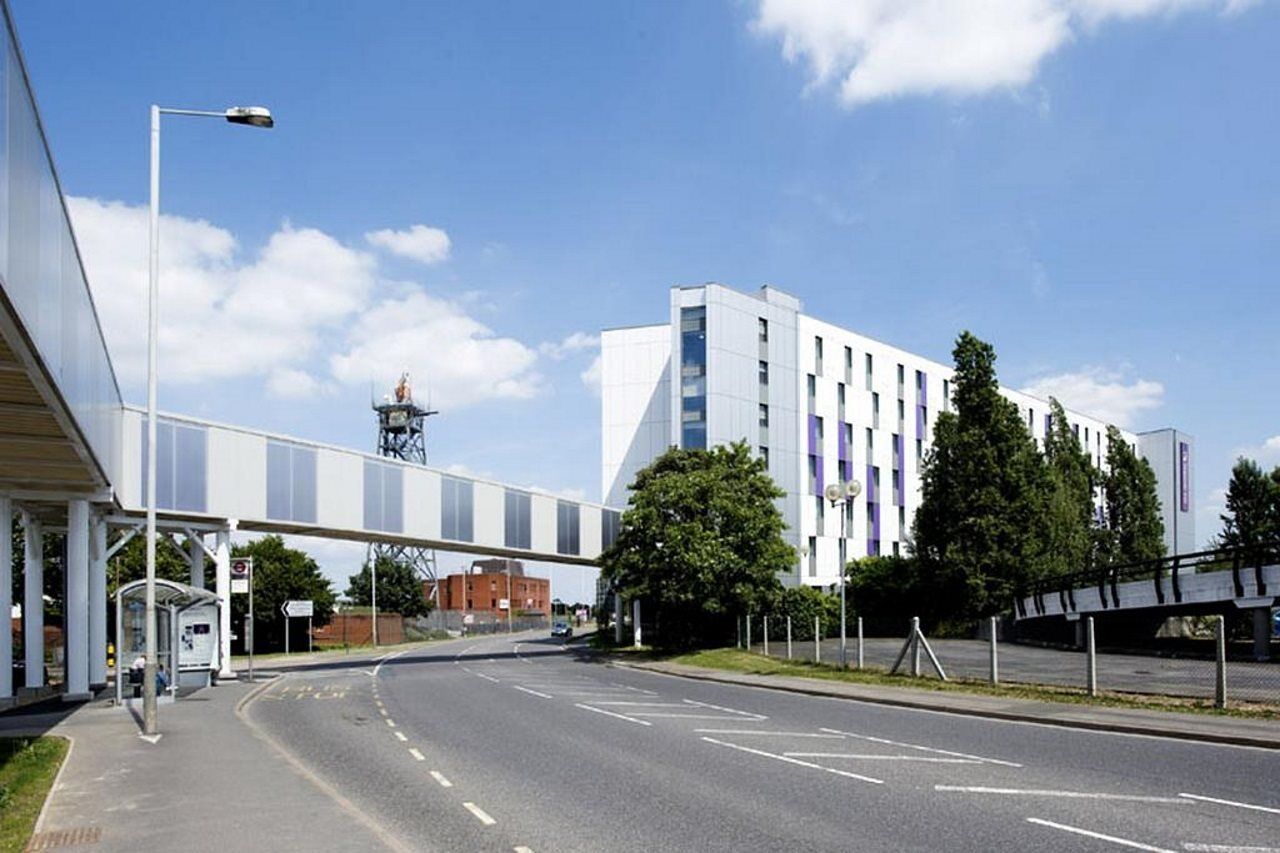 Premier Inn Heathrow Airport Terminal 4 Hillingdon Eksteriør bilde